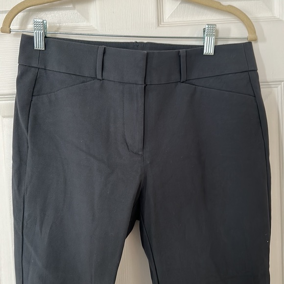 LOFT cropped grey slacks size 6 - Picture 2 of 4